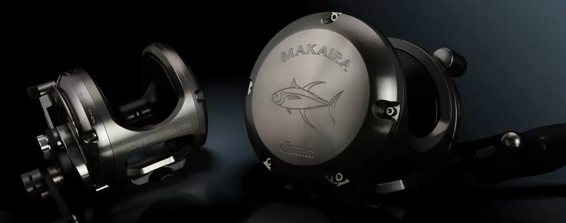 RULLO A LEVA MAKAIRA EDIZIONE SPECIALE - Okuma Makaira Edizione Speciale Rullo a Leva - edizione speciale fumo di pistola e anodizzazione nera - sistema di trascinamento a doppia forza Carbonite - manico sovradimensionato e ingranaggio a bassa velocità inferiore rispetto al Makaira originale RULLO A LEVA MAKAIRA EDIZIONE SPECIALE - Okuma Makaira Edizione Speciale Rullo a Leva - edizione speciale fumo di pistola e anodizzazione nera - sistema di trascinamento a doppia forza Carbonite - manico sovradimensionato e ingranaggio a bassa velocità inferiore rispetto al Makaira originale